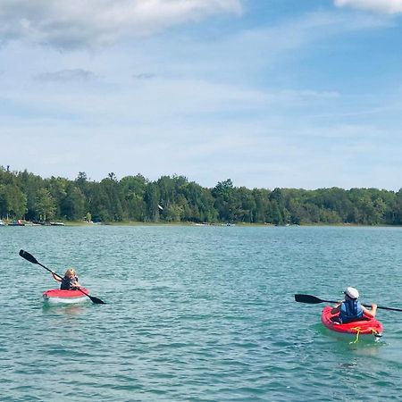Lakefront Hope Lodge Miller Lake Esterno foto