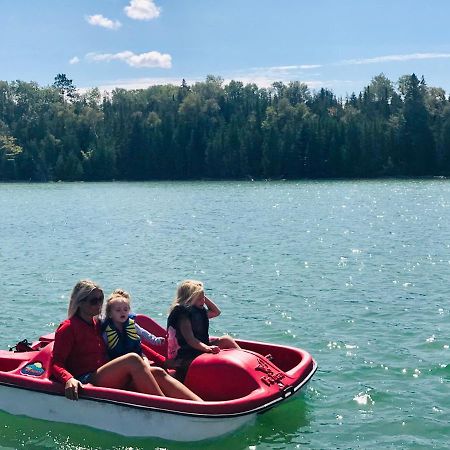 Lakefront Hope Lodge Miller Lake Esterno foto