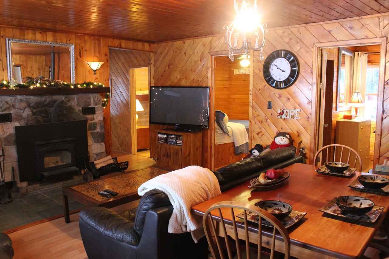 Lakefront Hope Lodge Miller Lake Esterno foto