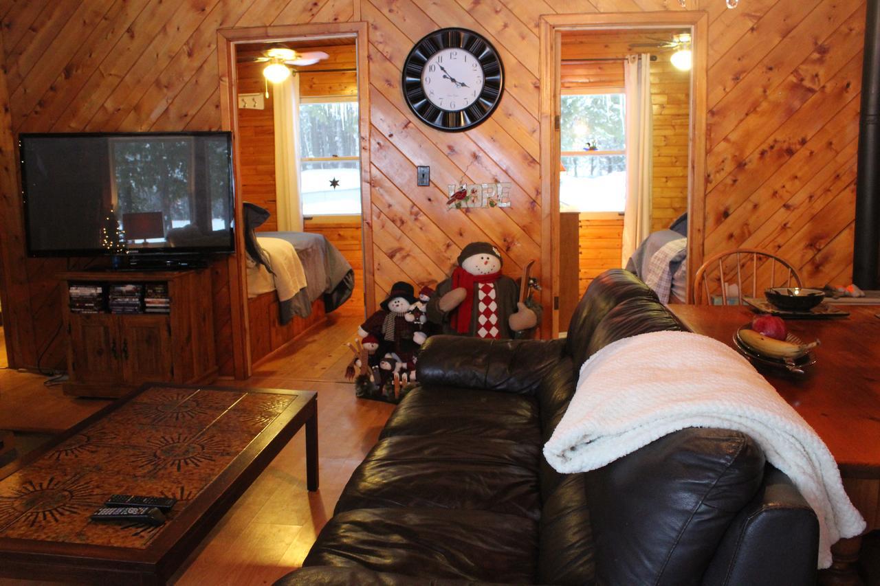 Lakefront Hope Lodge Miller Lake Esterno foto