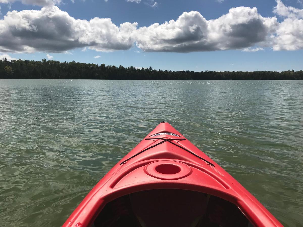 Lakefront Hope Lodge Miller Lake Esterno foto