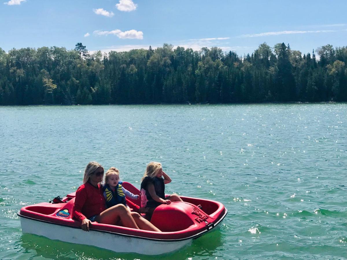 Lakefront Hope Lodge Miller Lake Esterno foto