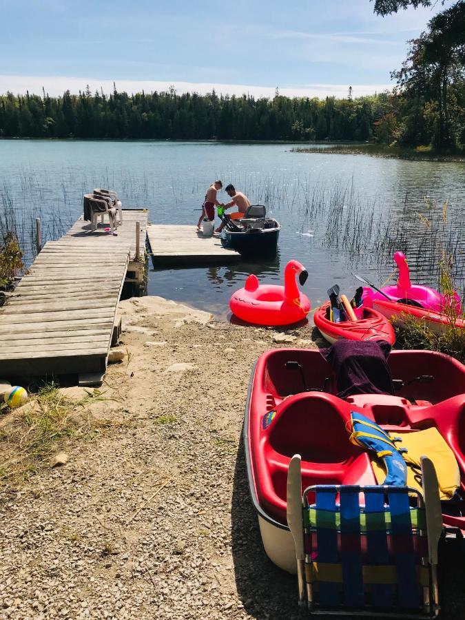 Lakefront Hope Lodge Miller Lake Esterno foto