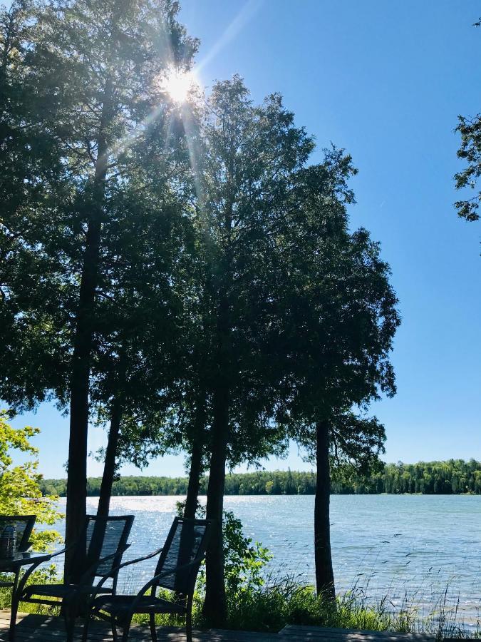 Lakefront Hope Lodge Miller Lake Esterno foto
